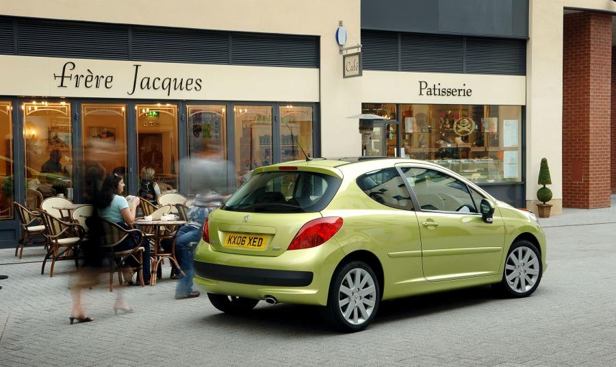  Peugeot 207 2006 года  (фото 45 из 180)